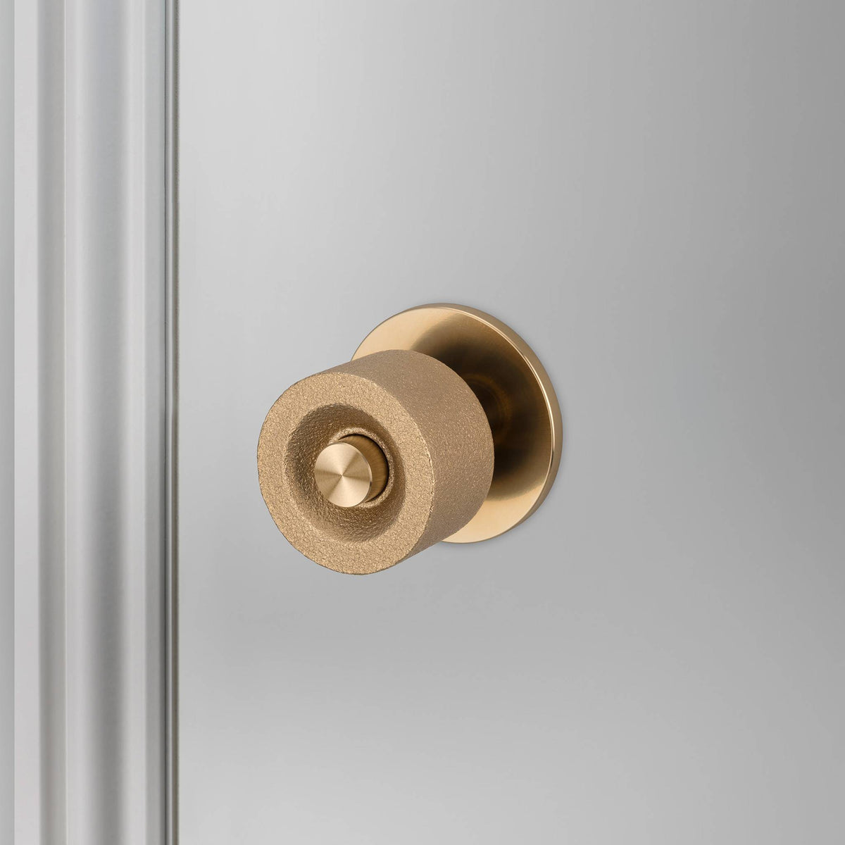 DOOR KNOB SET CAST