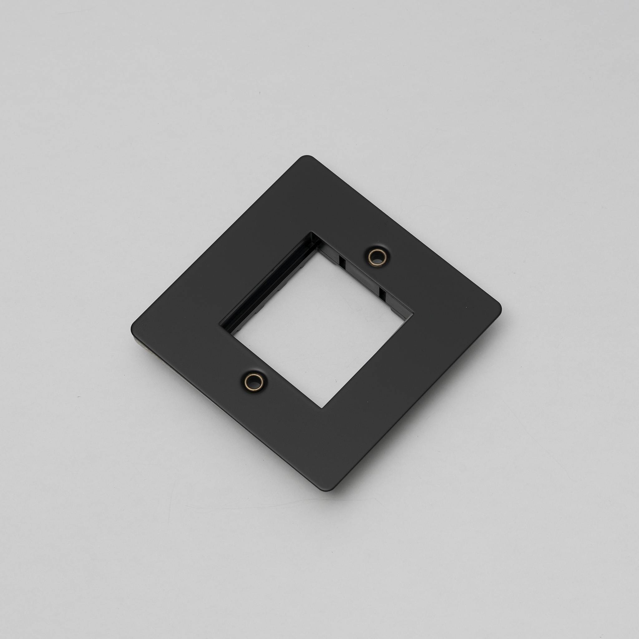 1G WALL PLATE / FOR 1 MODULE 45MM