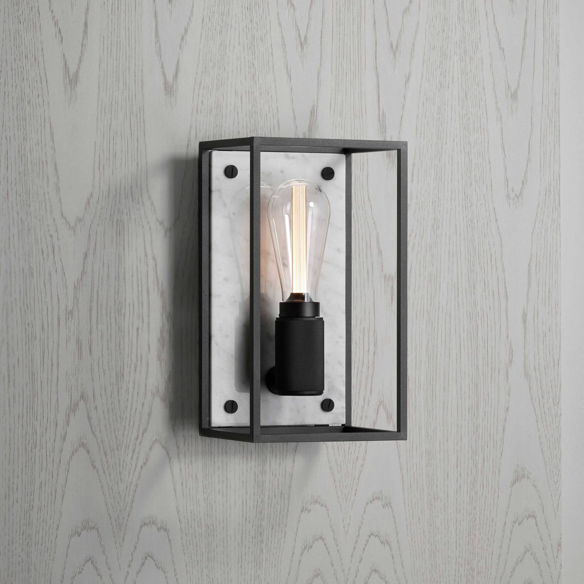 CAGED WALL / MEDIUM / CROSS