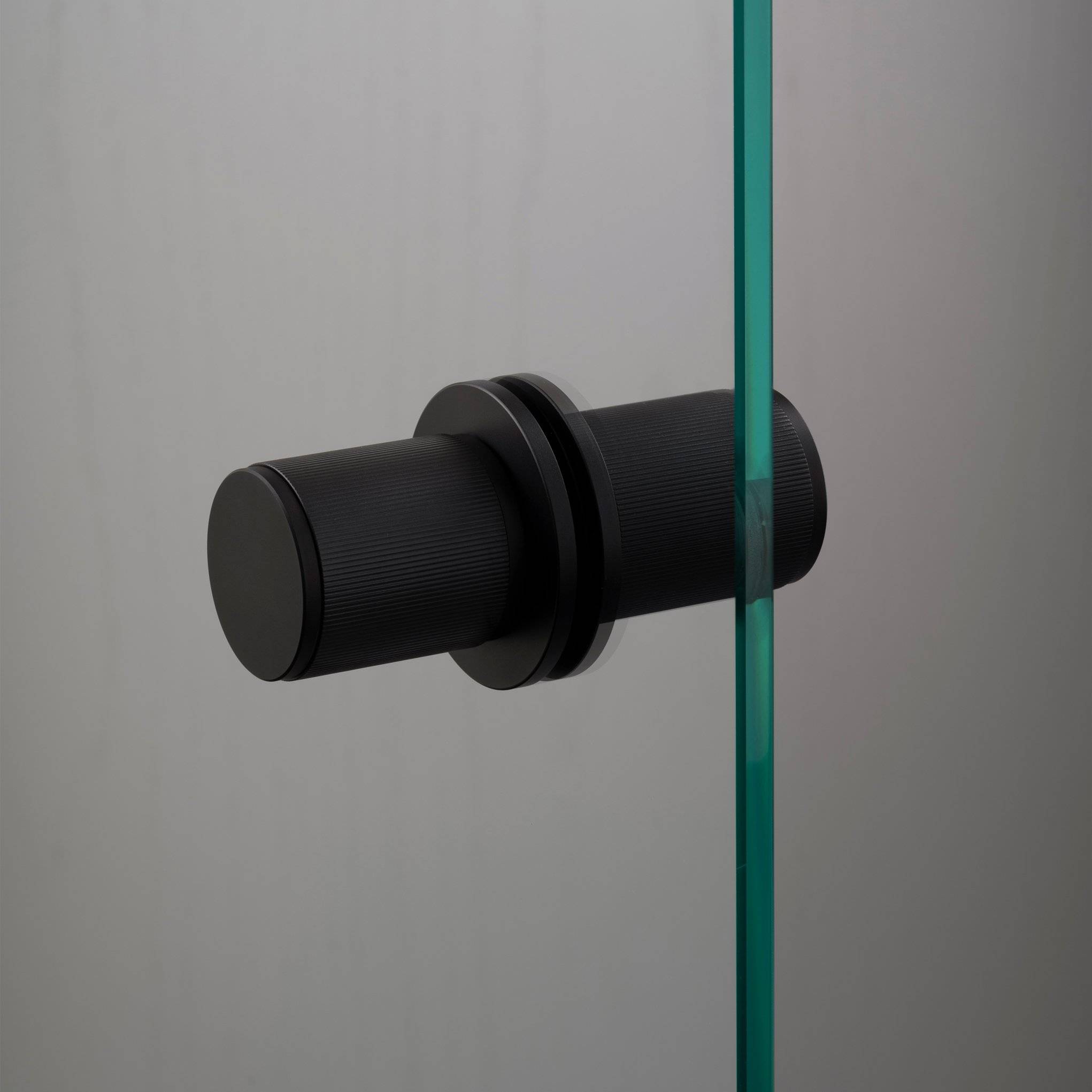 #Finish_WELDERS BLACK