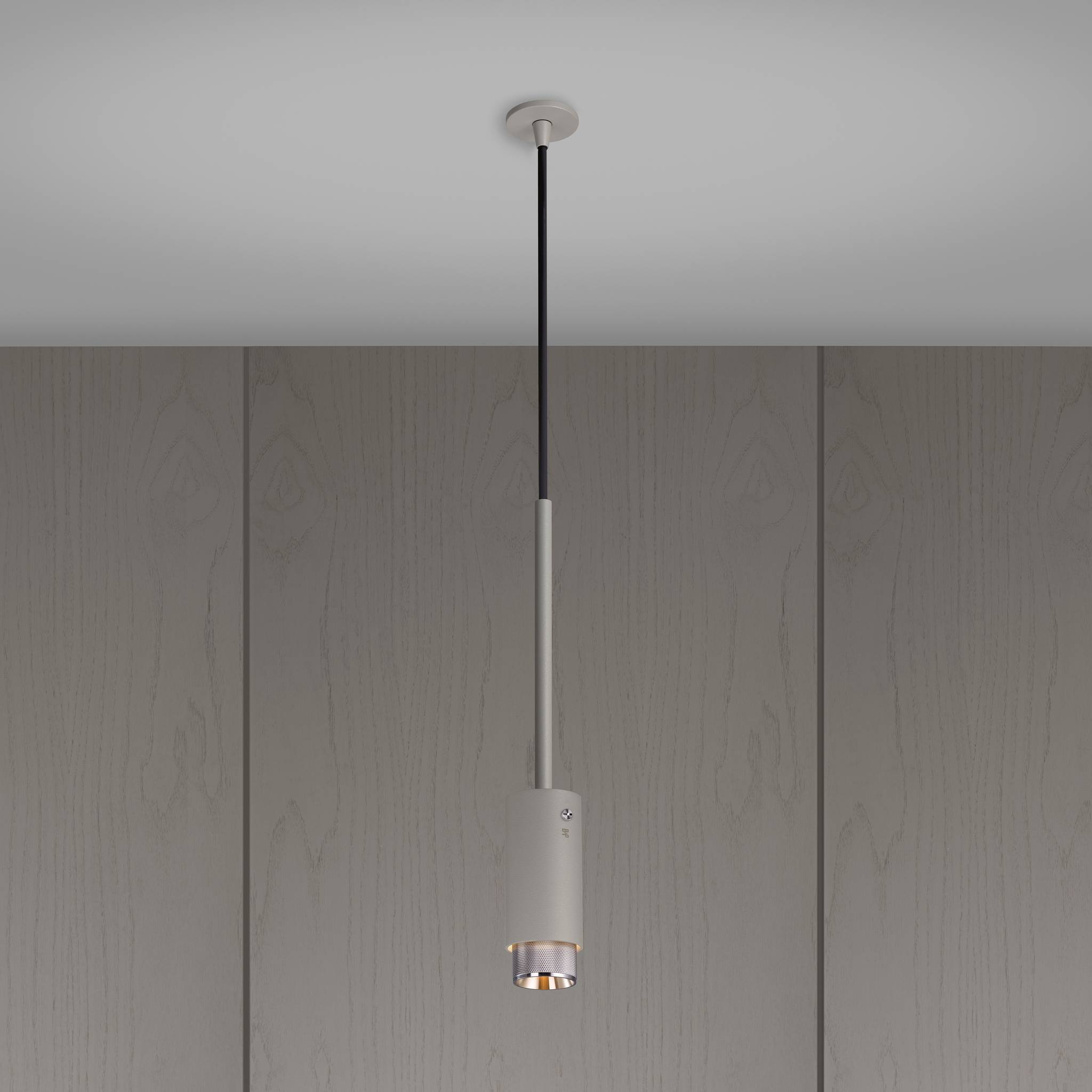 EXHAUST PENDANT / CROSS / STONE
