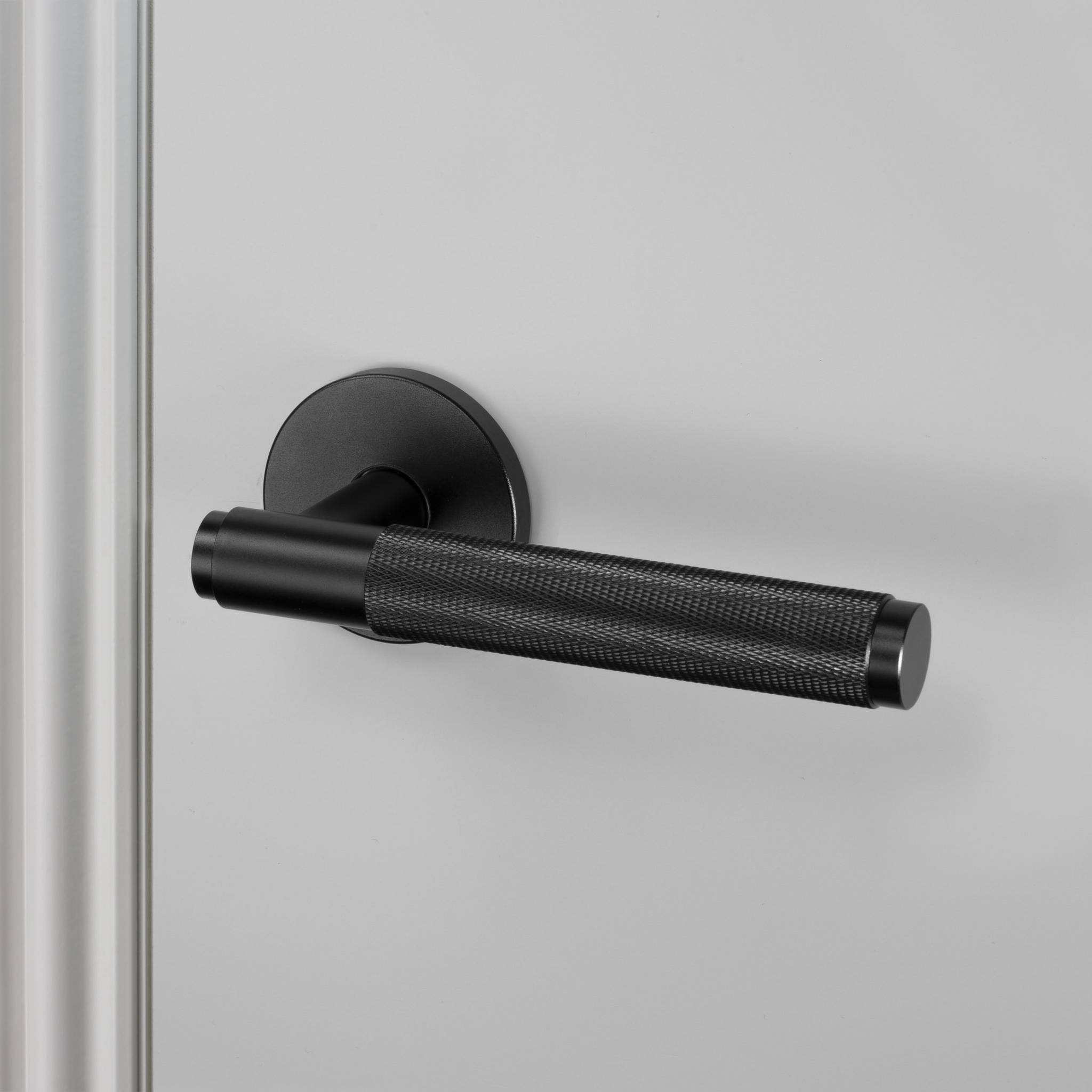 DOOR HANDLE SET / CROSS / SPRUNG