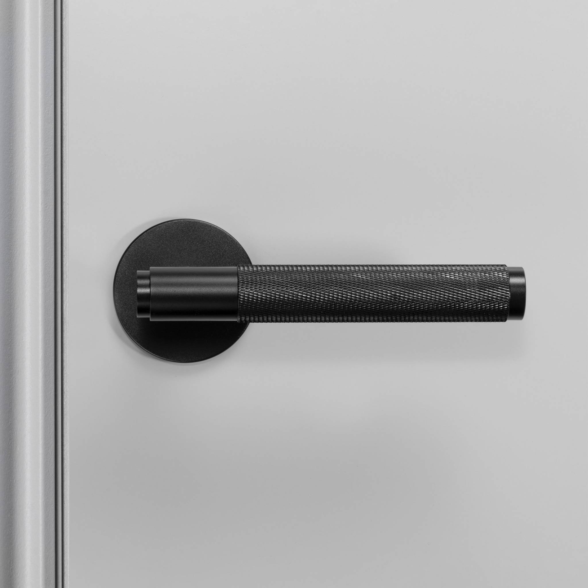 DOOR HANDLE SET / CROSS / SPRUNG