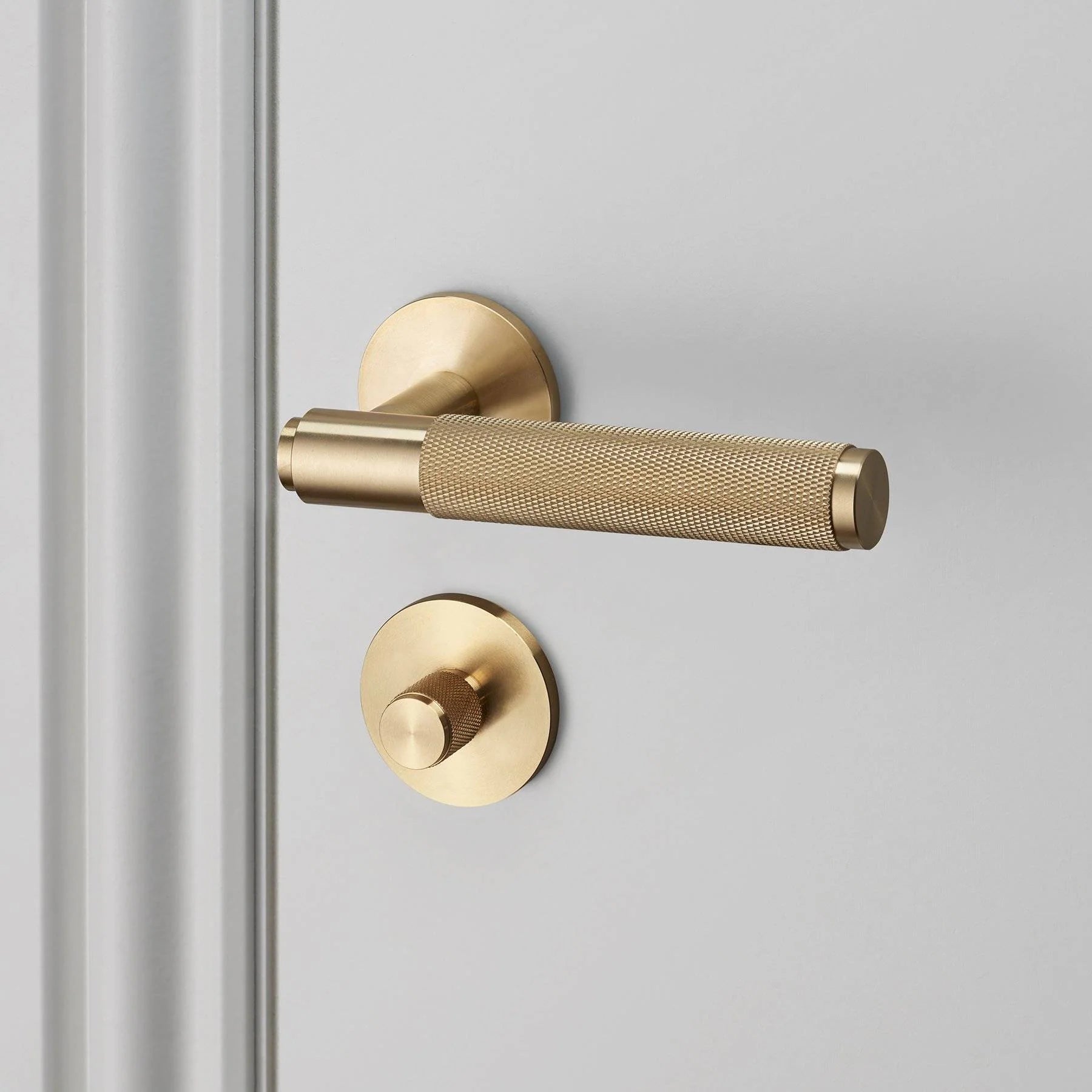 DOOR HANDLE / CROSS + THUMBTURN LOCK BUNDLE